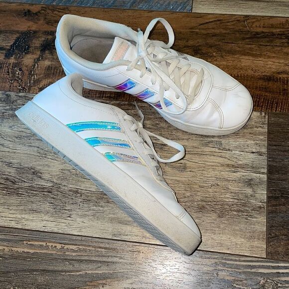 ✨Adidas VI Court 2.0 Iridescent 3 stripe sneakers - Picture 1 of 6